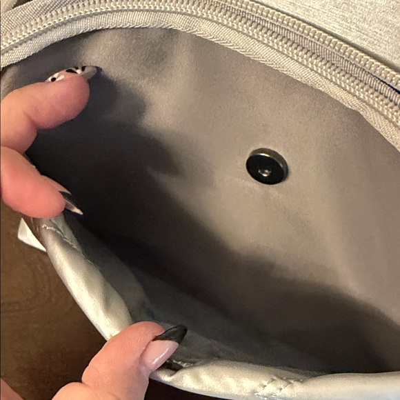 Ihkwip crossbody quilted metallic silver  Bag - Picture 3 of 16